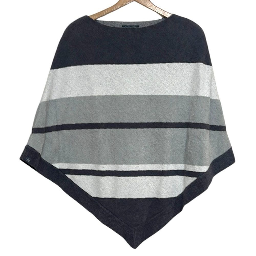 Barefoot Dreams Sweater Poncho Woman’s One size CozyChic Ultra Lite Cozy Knit